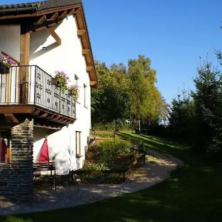 Feriehus Stunning Holiday With Private Garden In Xhoffraix *