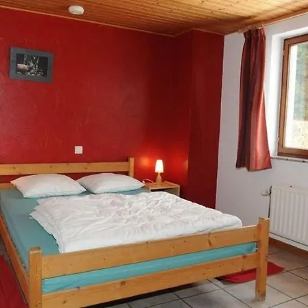 Stunning Holiday With Private Garden In Xhoffraix